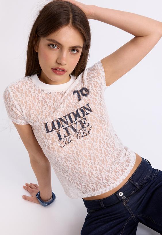 Stradivarius Fitted Lace Top With Graphic Detail Ecru Xs