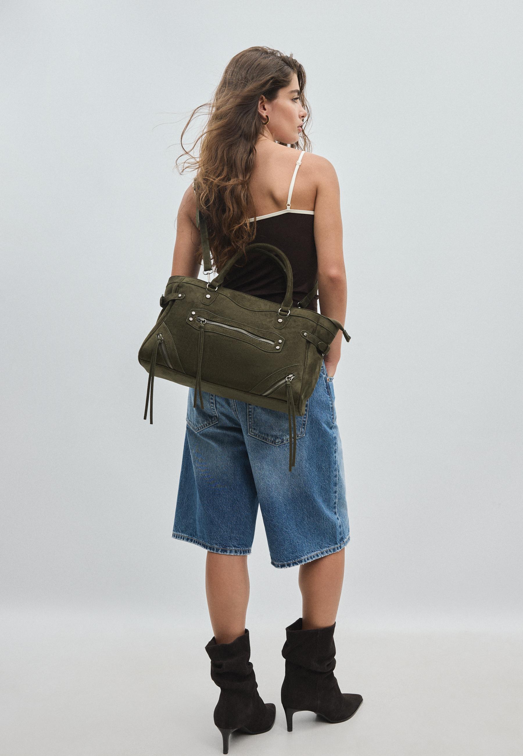 ニンジャスピナー　176パック City bag with zip pulls - Women's fashion | Stradivarius Venezuela