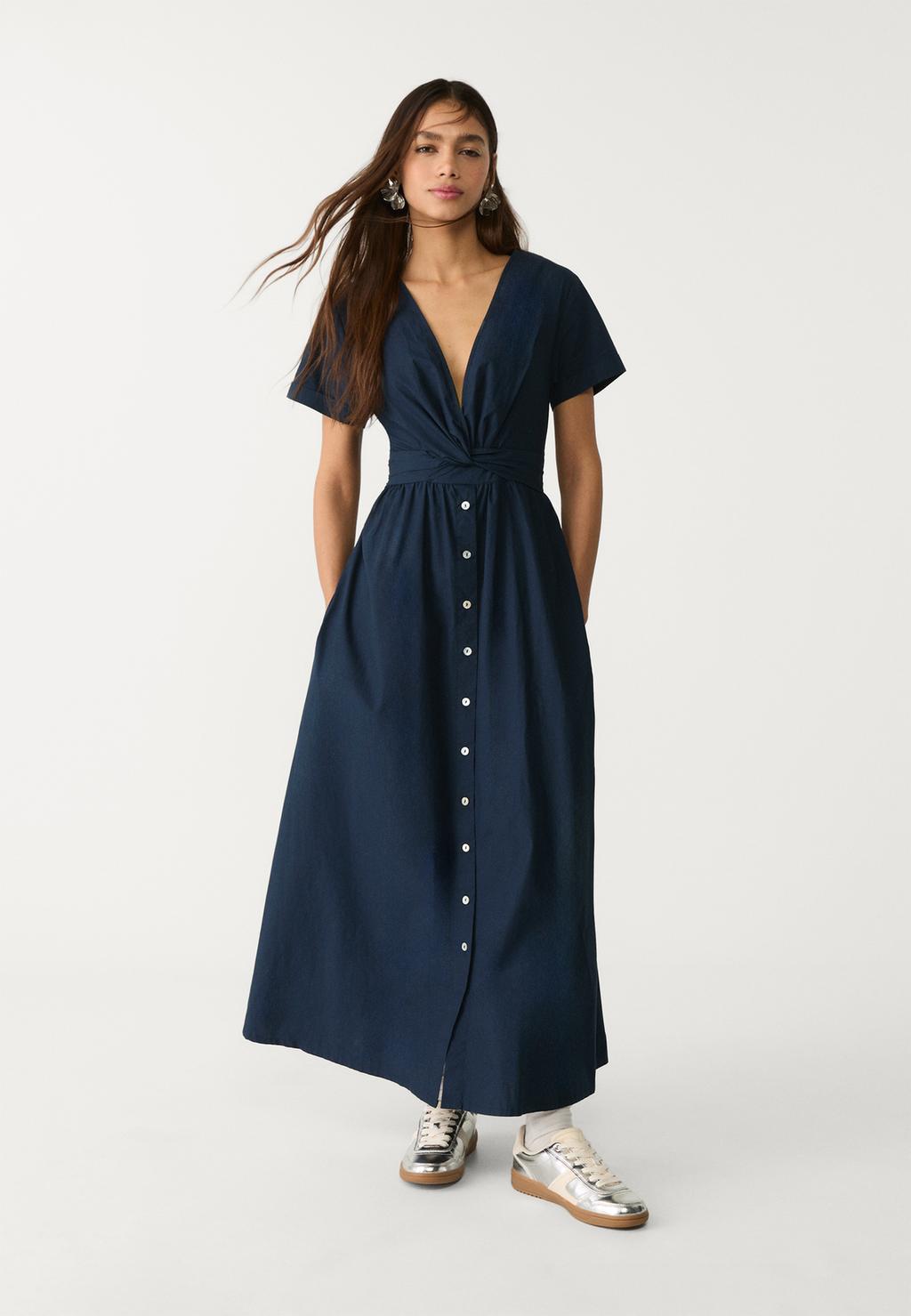 Midi shirt dress with buttons