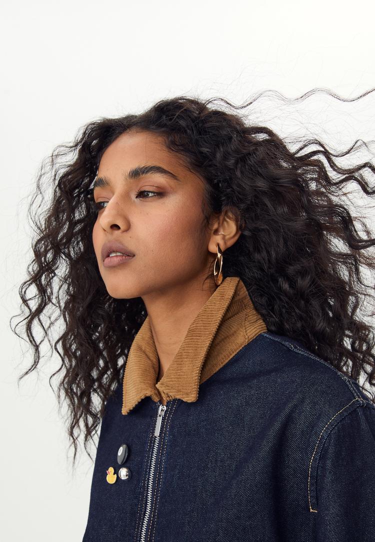 contrast denim jacket