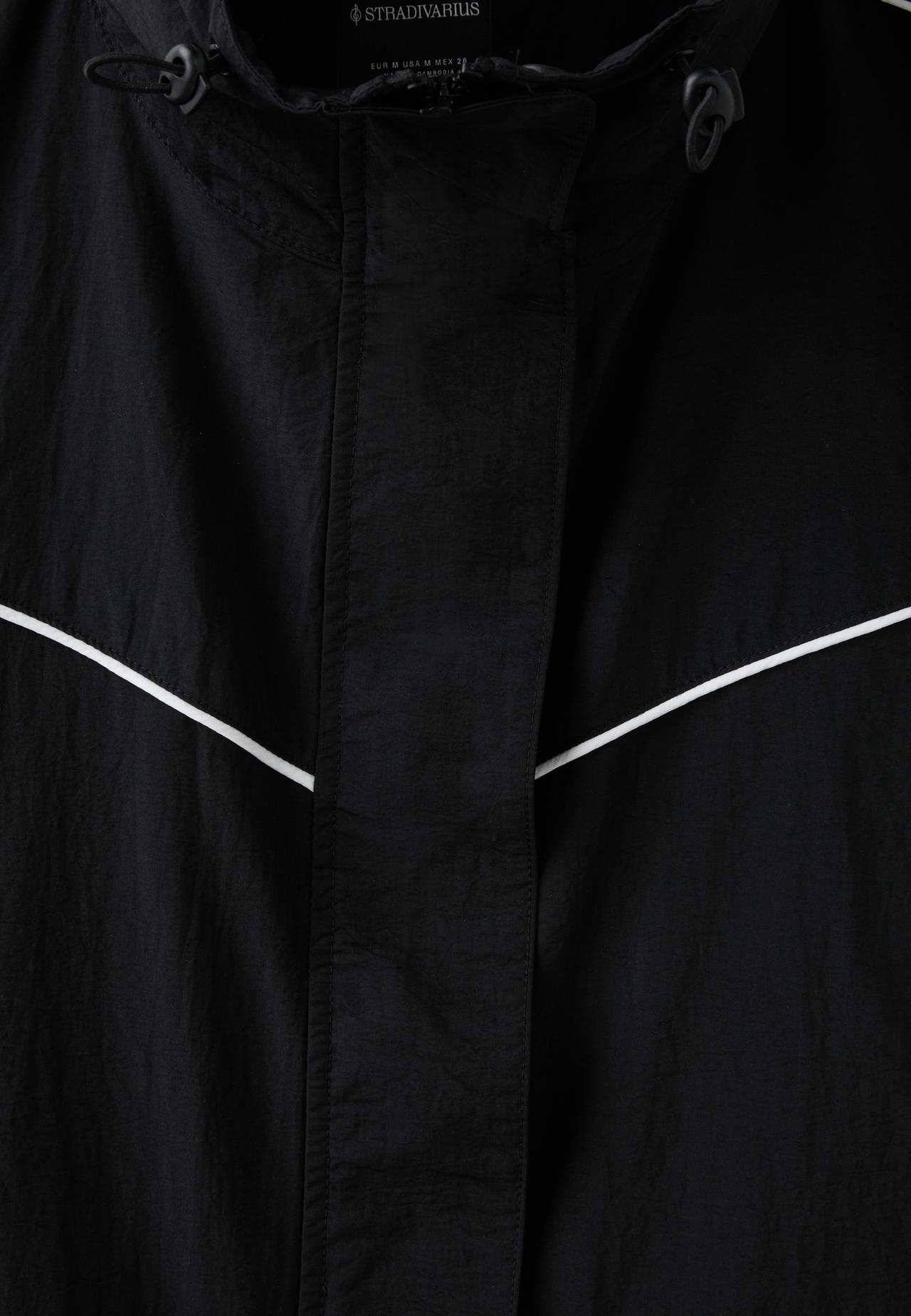 Technical windbreaker — Black
