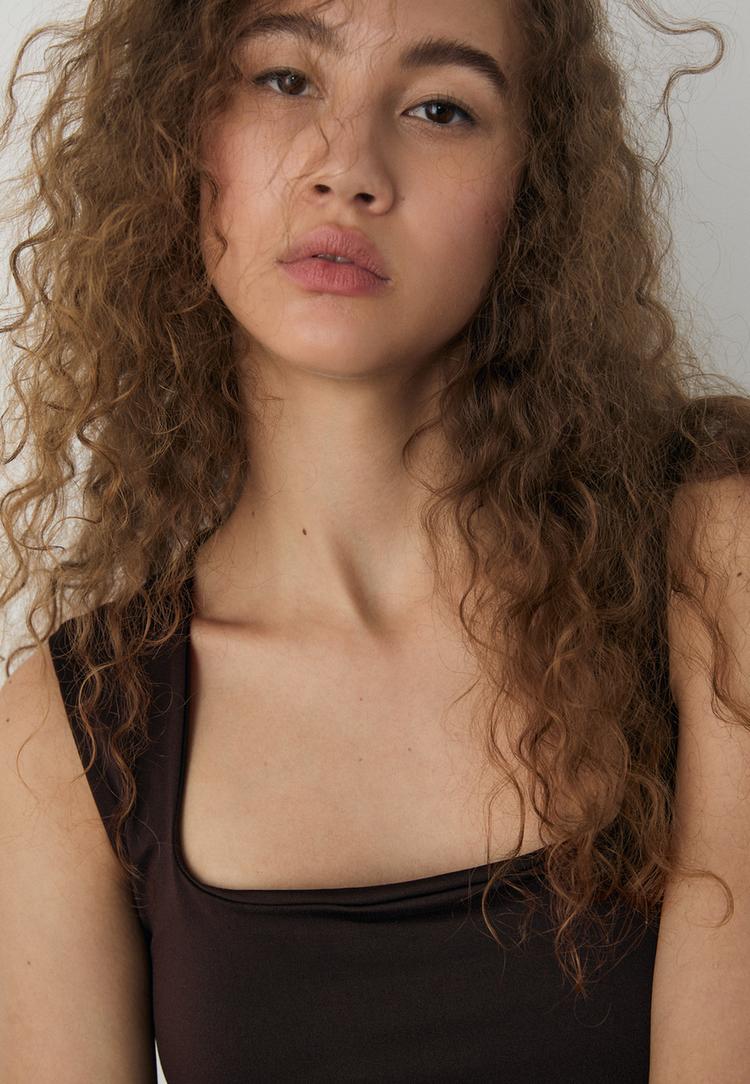 body polyamide col carre