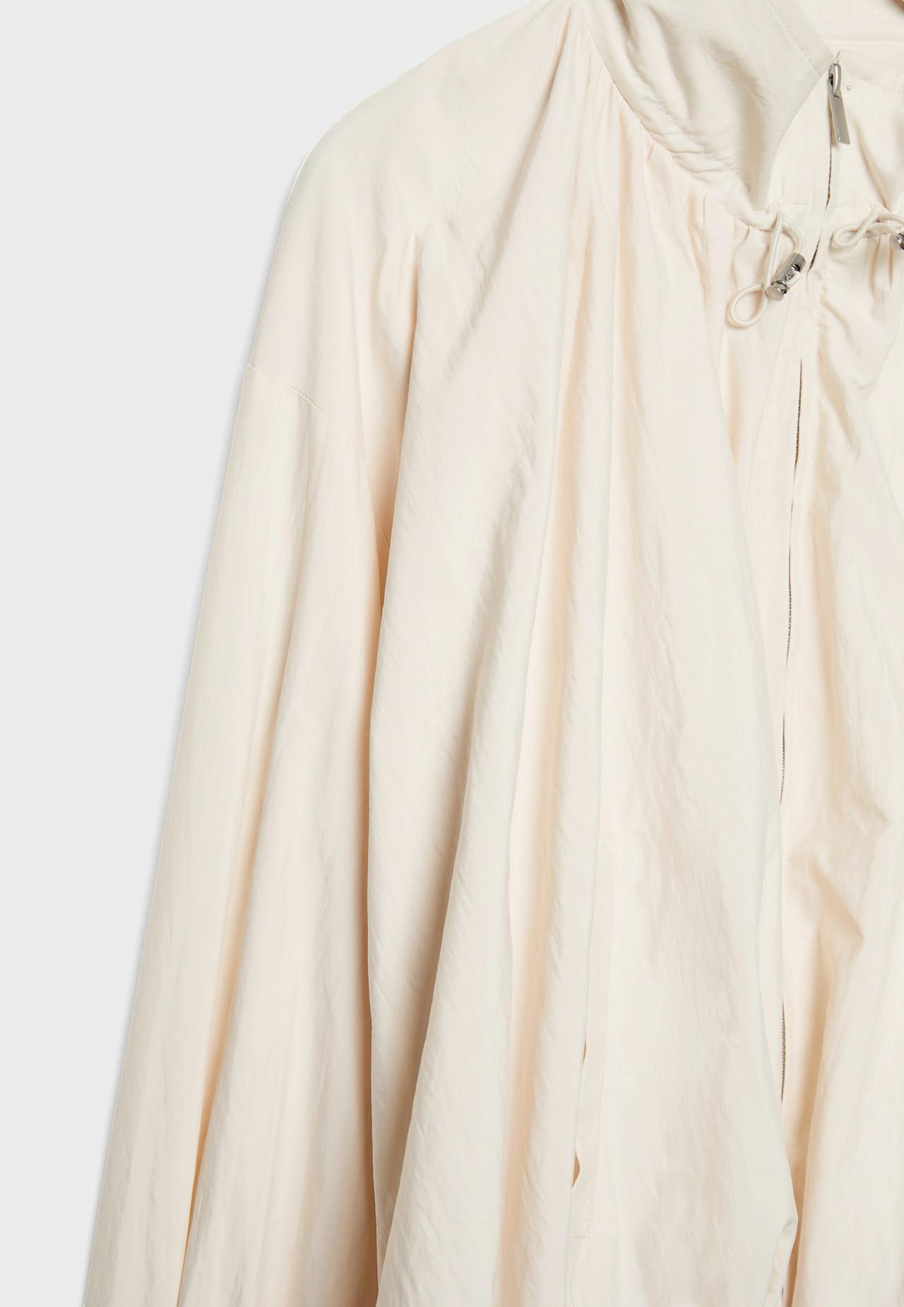 Technical windbreaker — Ecru