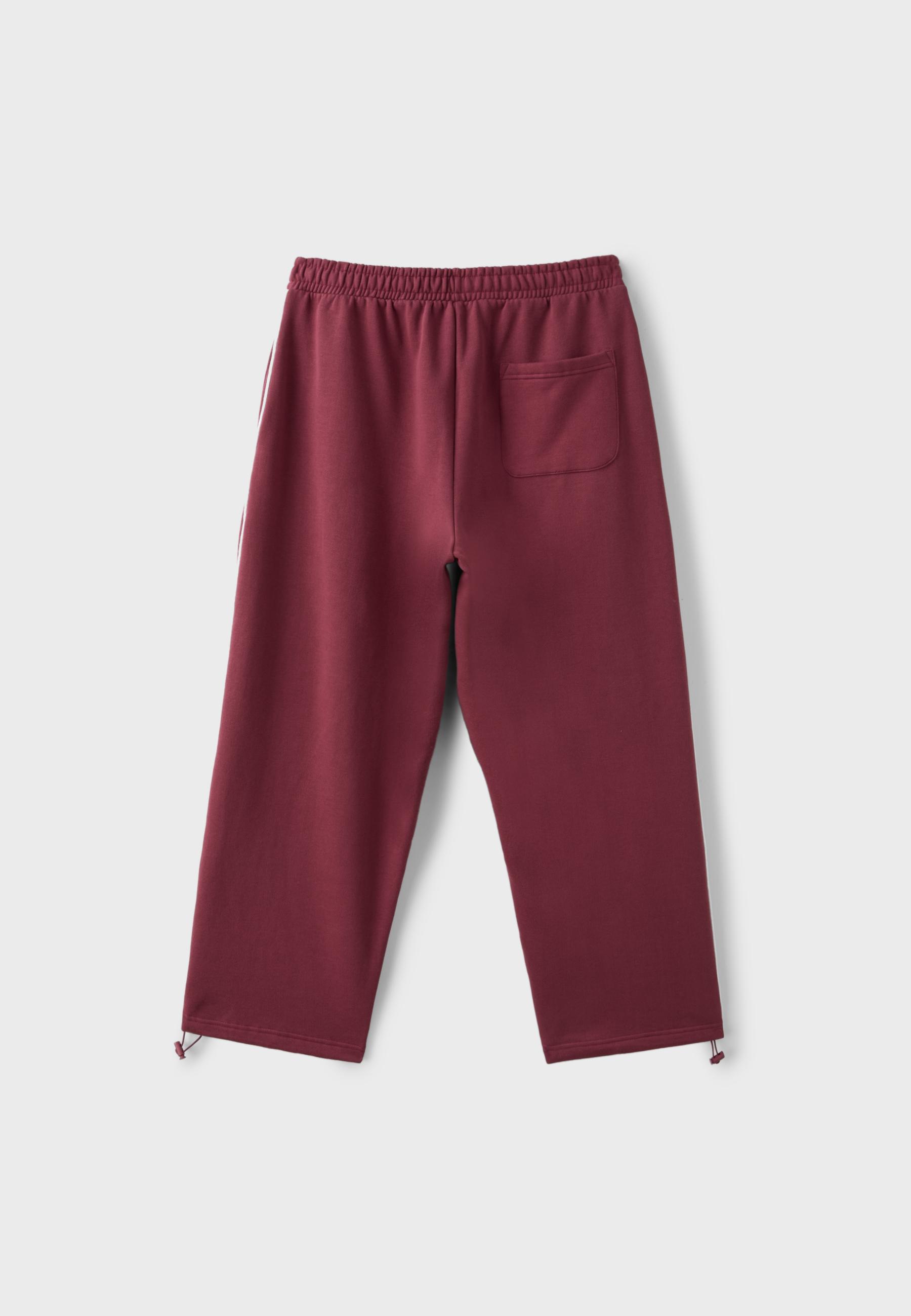 Plush joggers with piping and toggles — Dark red