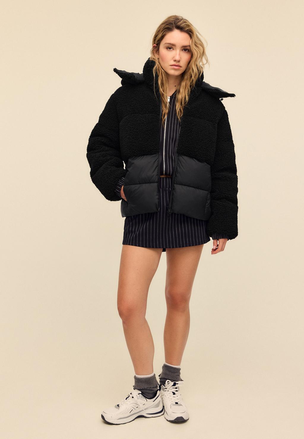 Manteau rembourré effet mouton combiné