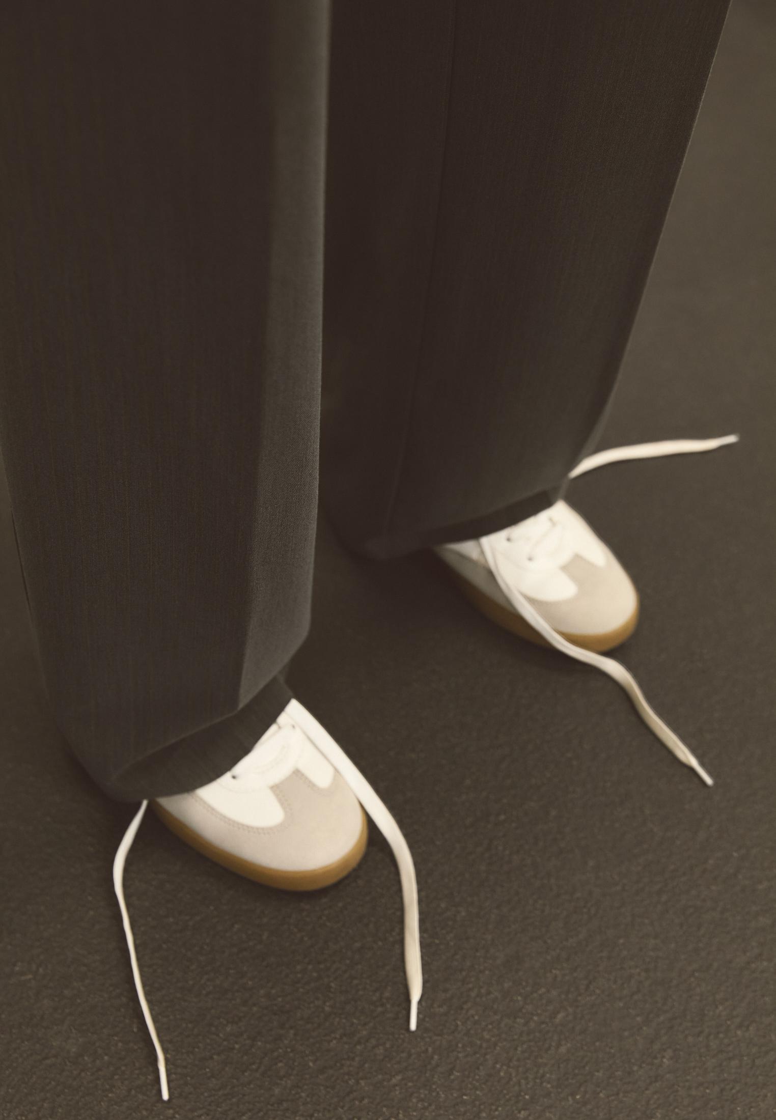 Flowing straight-leg smart trousers with belt — Grey melange