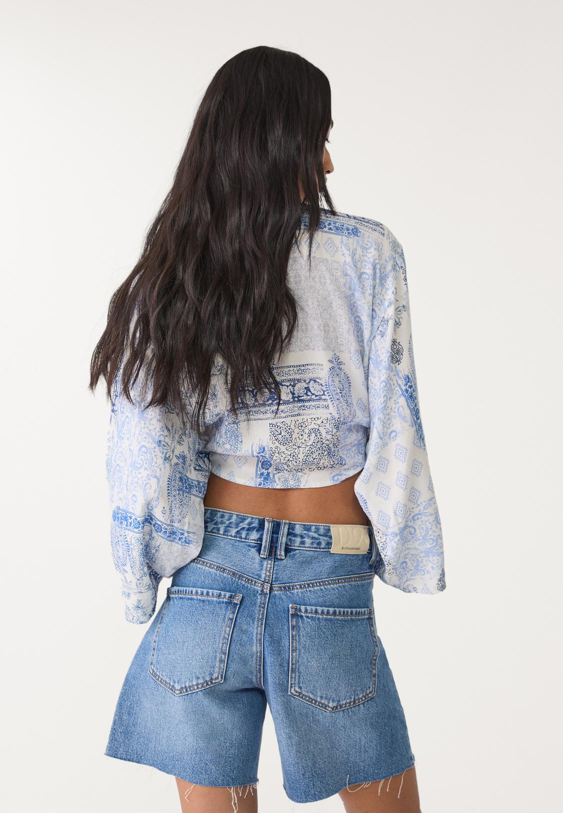 Blusa fluida com nó Moda de mulher Stradivarius Portugal