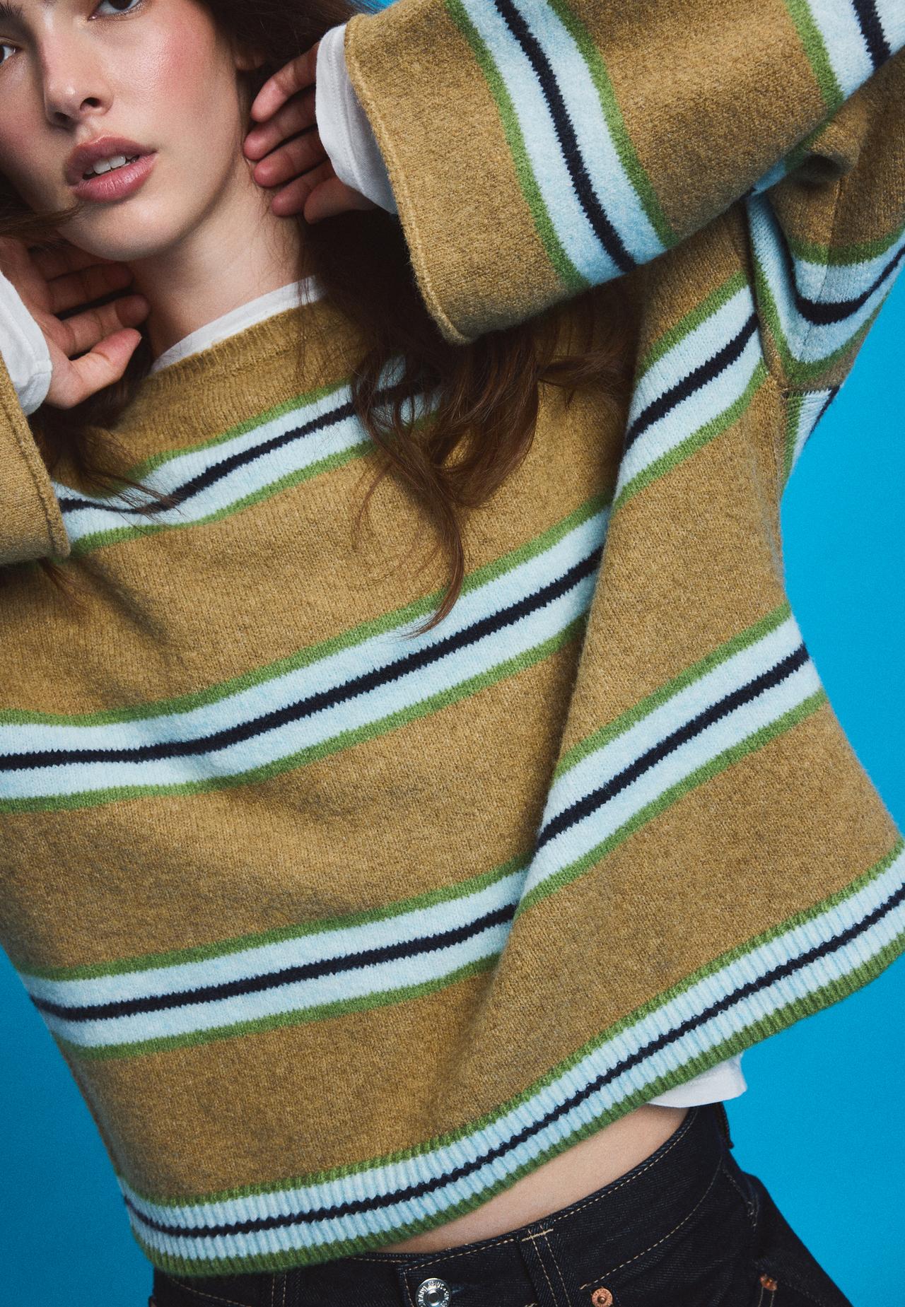 Knit jumper with scarf — Olive green