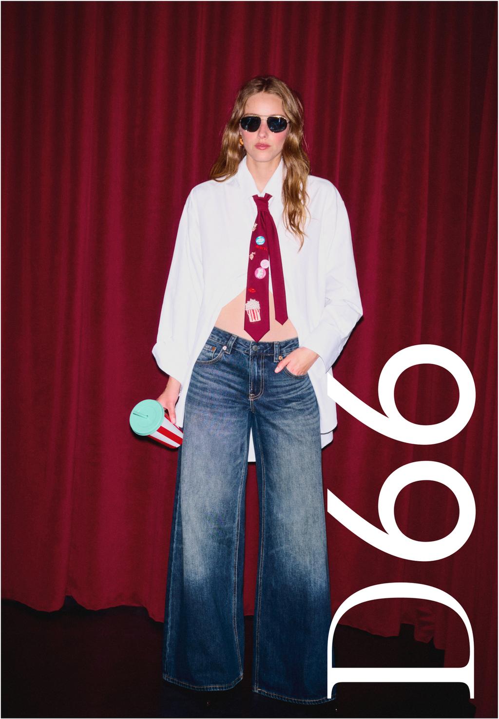 D66 low-waist super wide-leg jeans