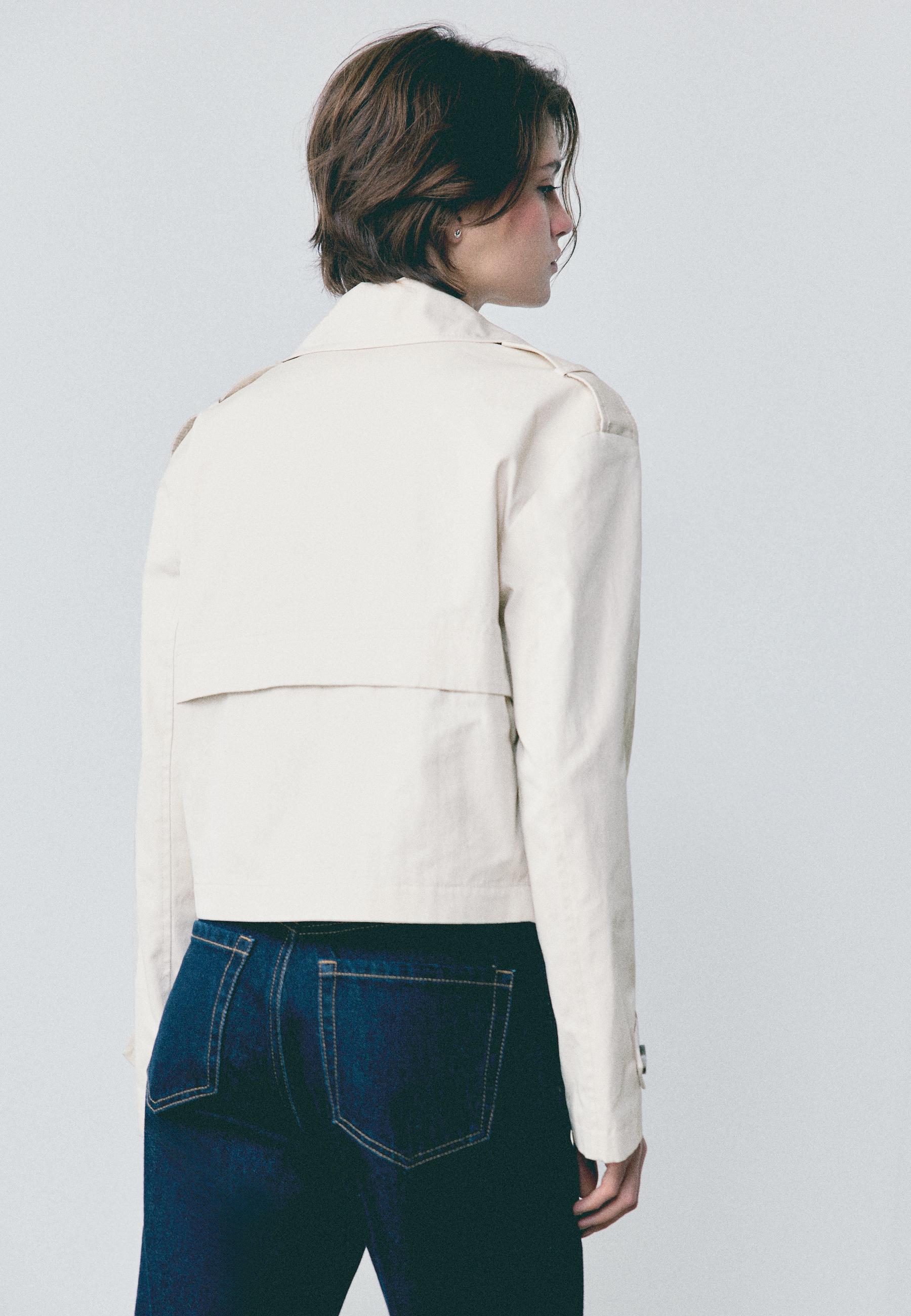 Short double-breasted trench coat — Stone