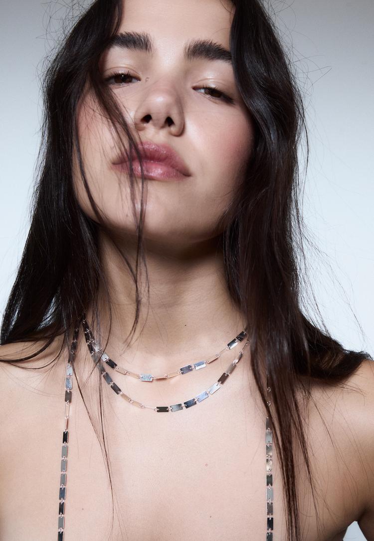 long chain necklace