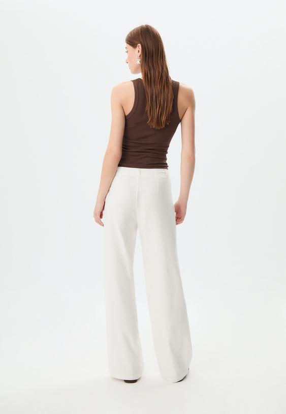 pantalon recto fluido efecto lino