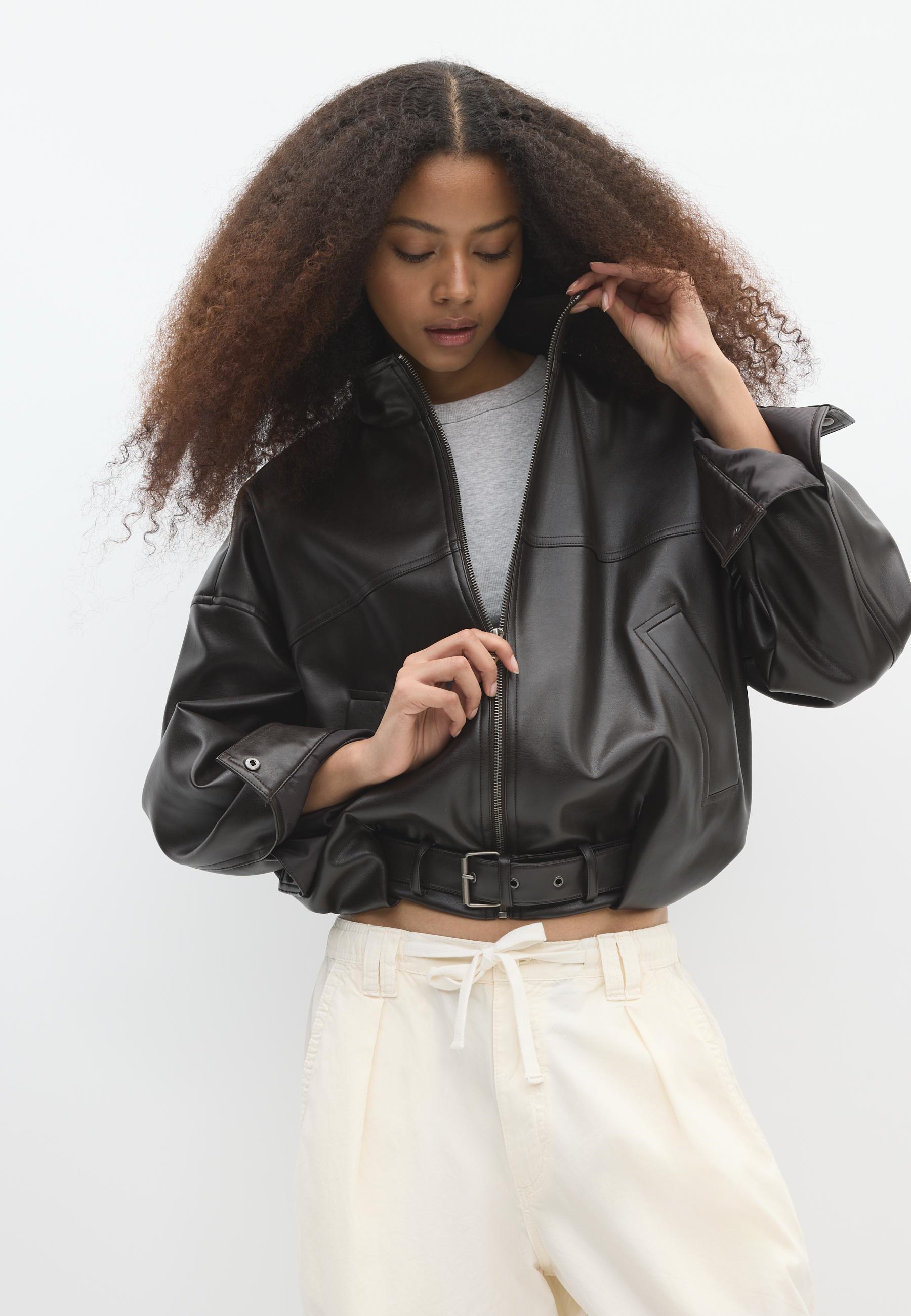 Suni deri balon kemerli ceket