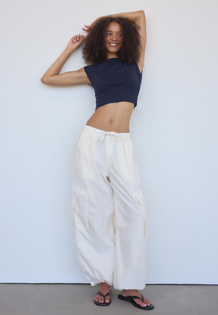 cap sleeve cropped tshirt
