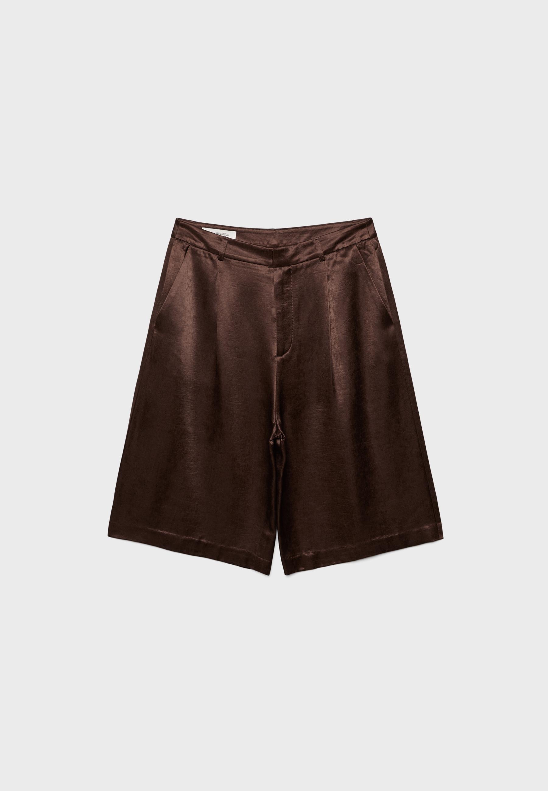 Satin Bermuda shorts with darts — Brown