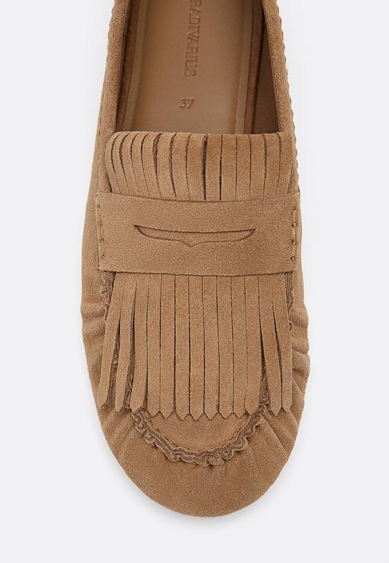 puskullu deri makosen