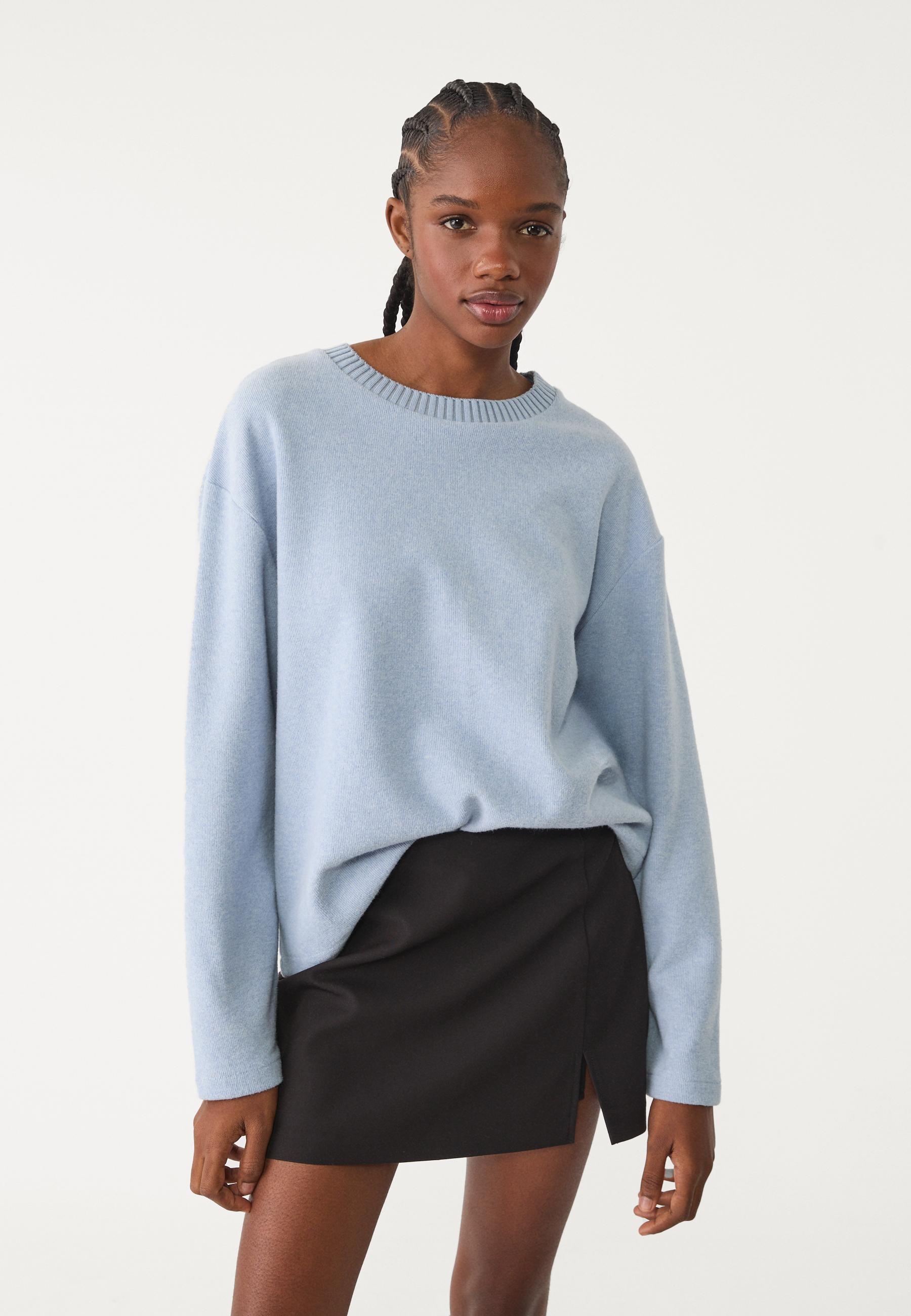 Knit round neck T-shirt - Women's Sweaters | Stradivarius Italy