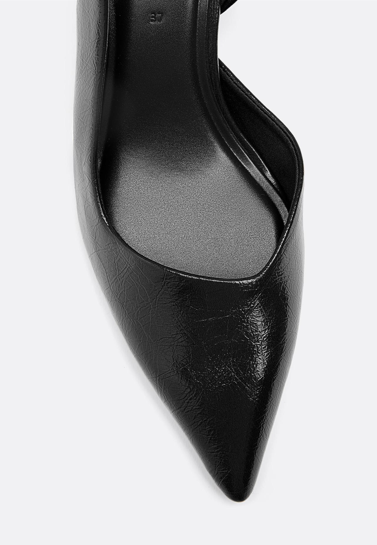 Basic kitten heel shoes — BLACK