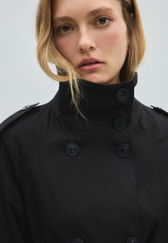 trench cuello alto cinturon