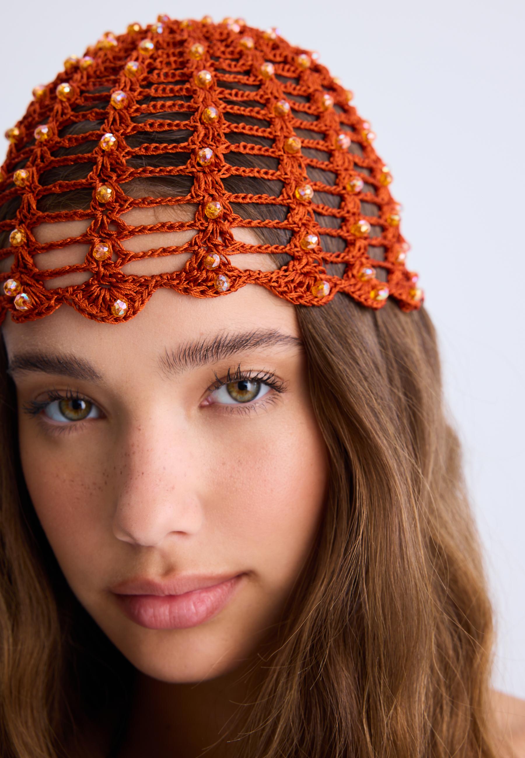 Crochet cap with rhinestones — Orange