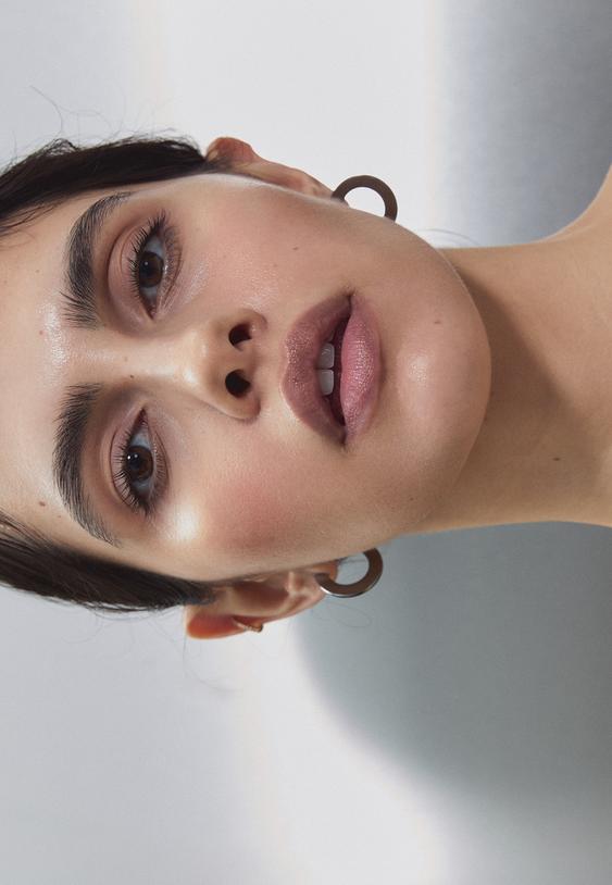 Stradivarius Set Of 2 Waterproof Earrings Grey Os