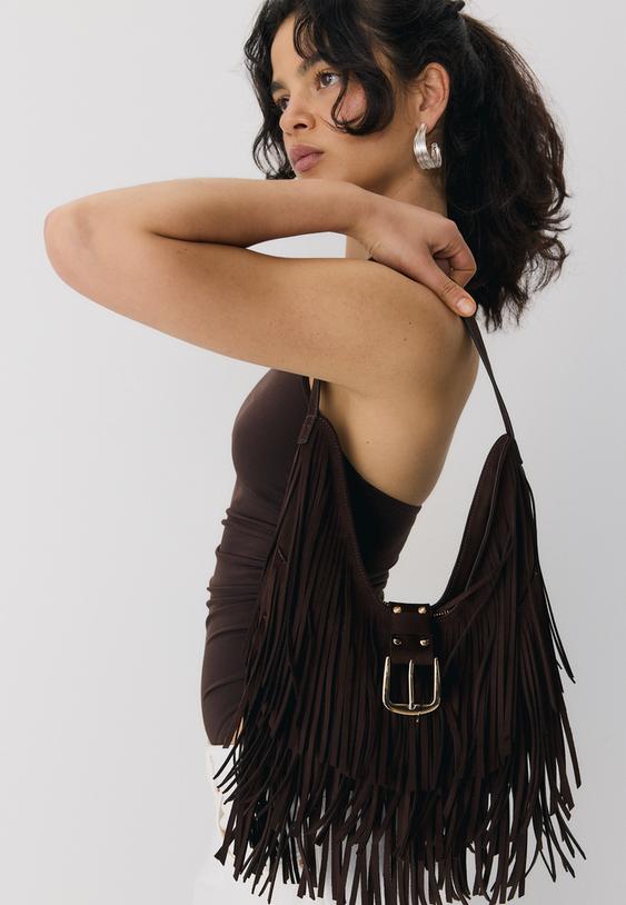 Naramna Torba Z Resicami In Zaponko