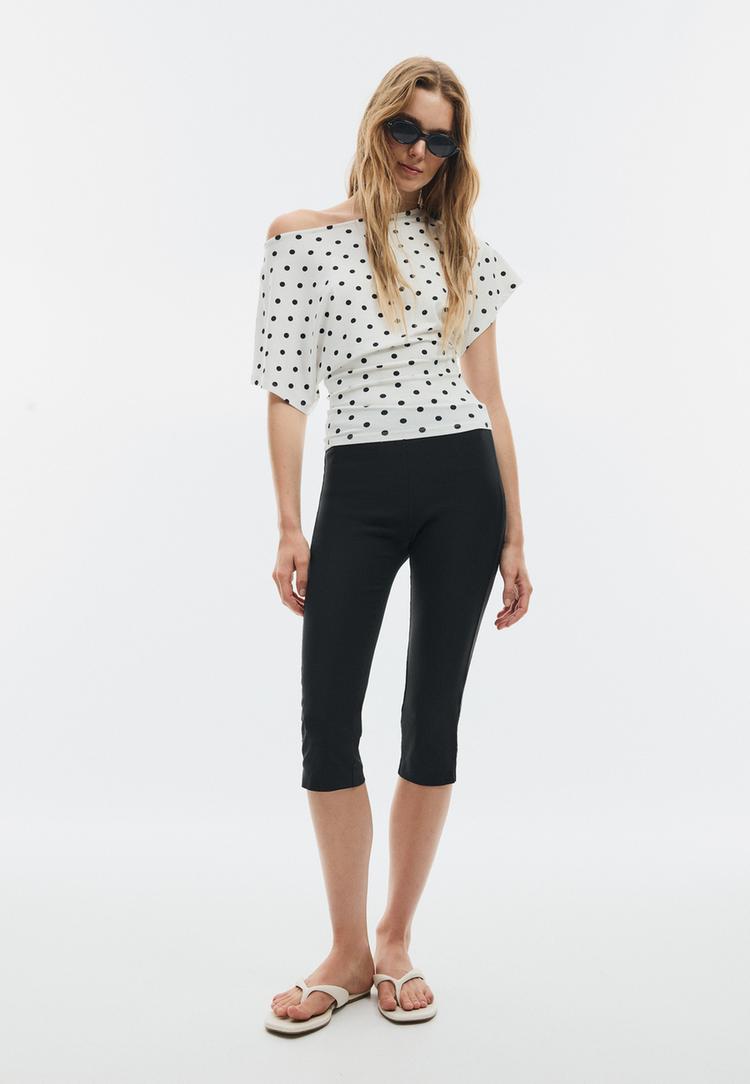Stradivarius Pantaloni Capri Eleganți Negru Xl