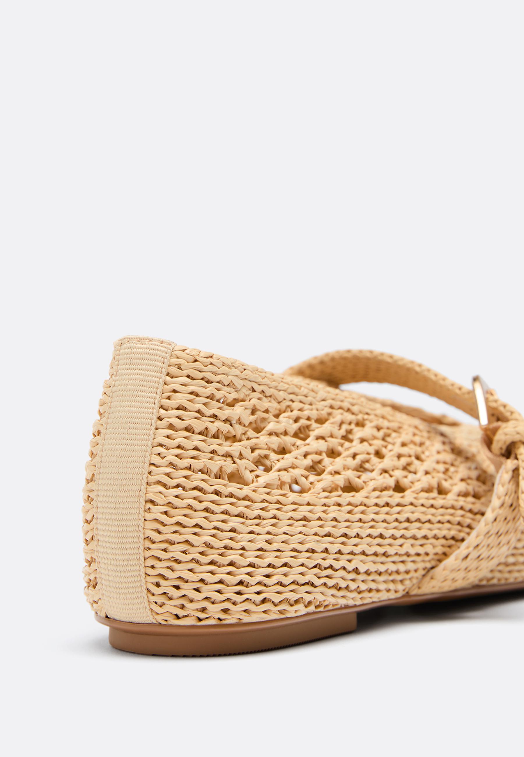 Openwork strap ballet flats — BEIGE