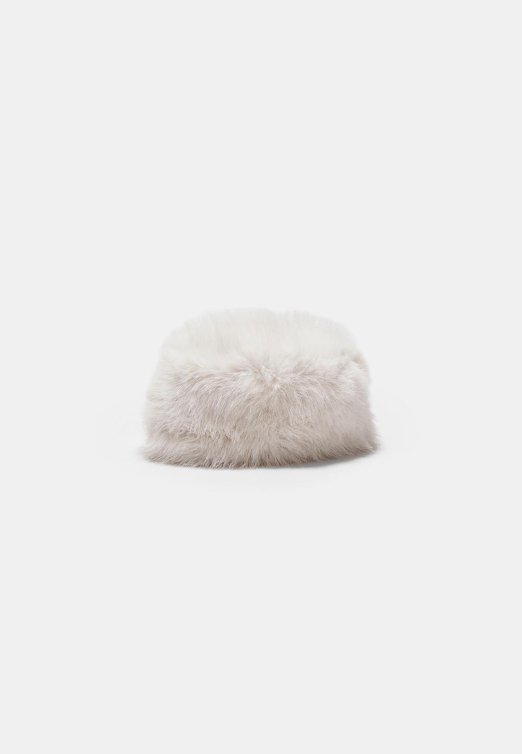 Bonnet rond fausse fourrure