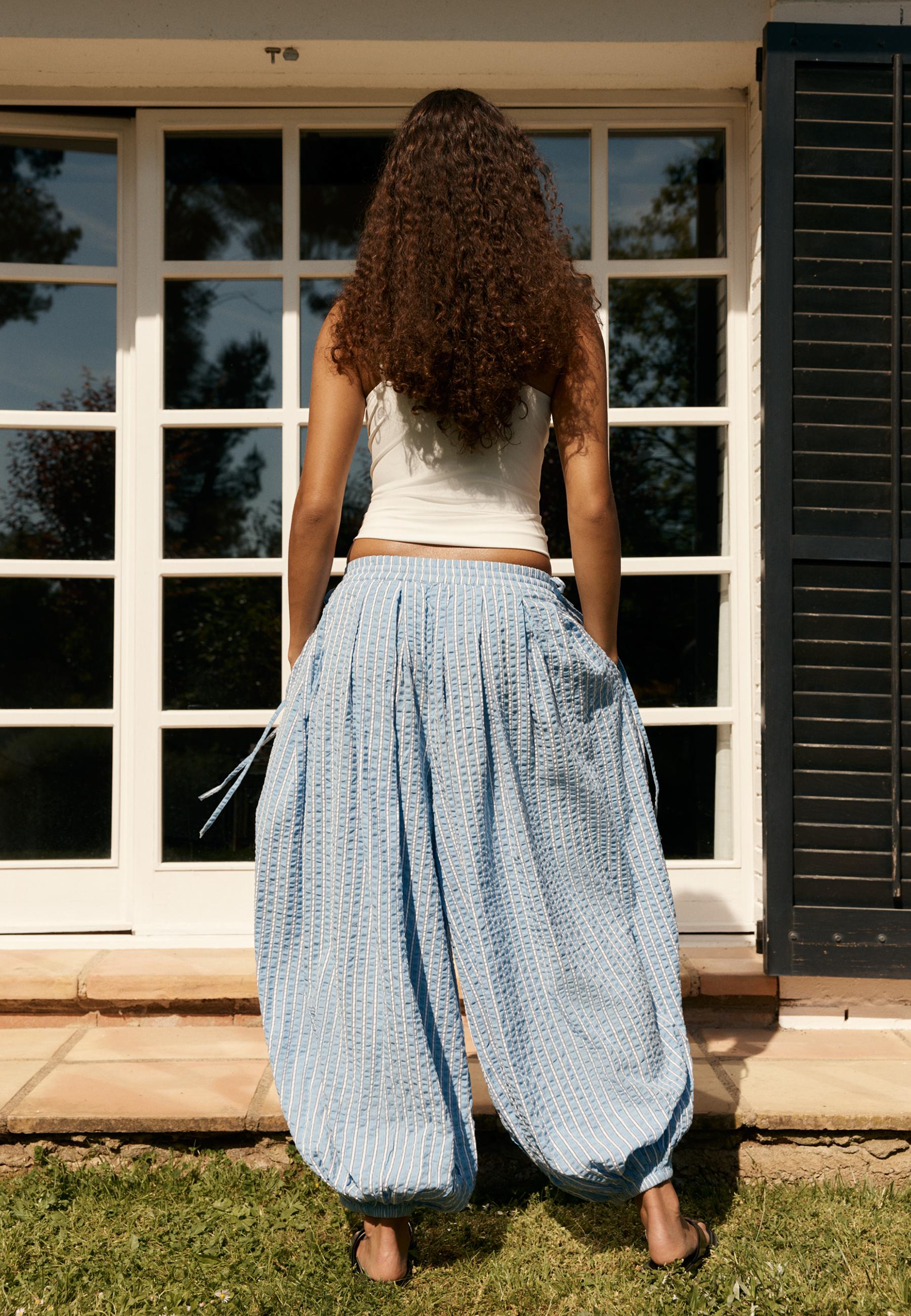 Striped balloon trousers — Royal blue
