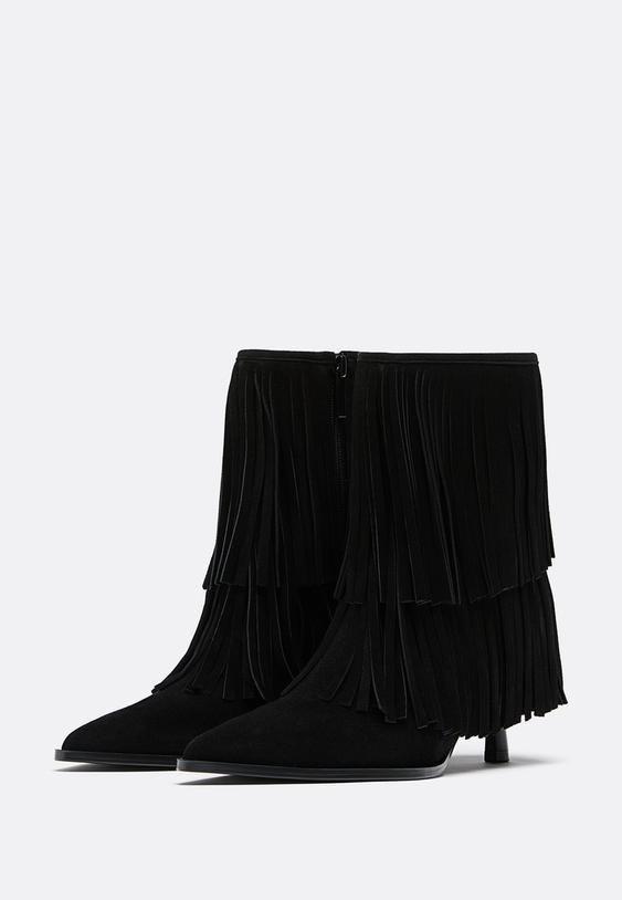 botines tacon flecos piel