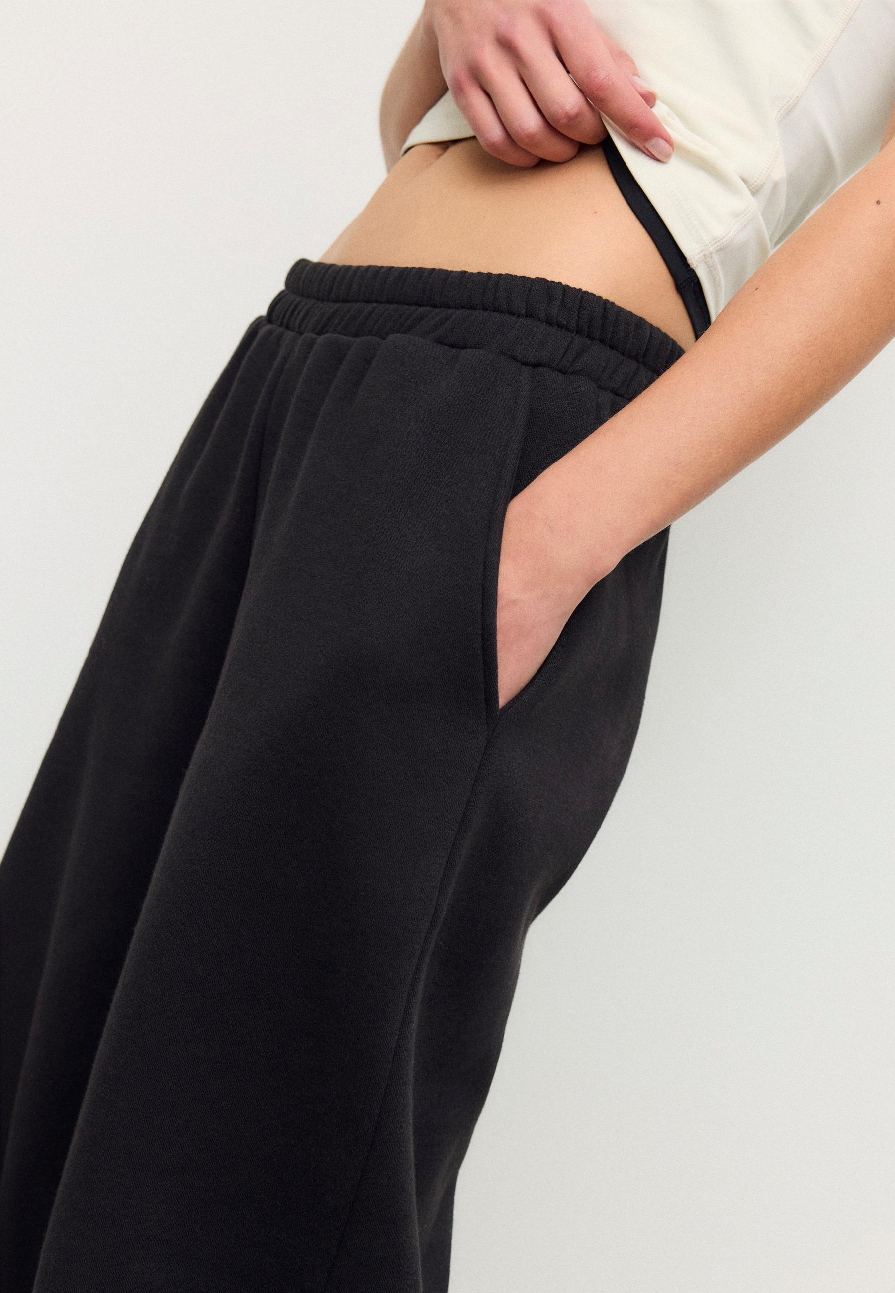 Boyfriend jogger trousers — Black