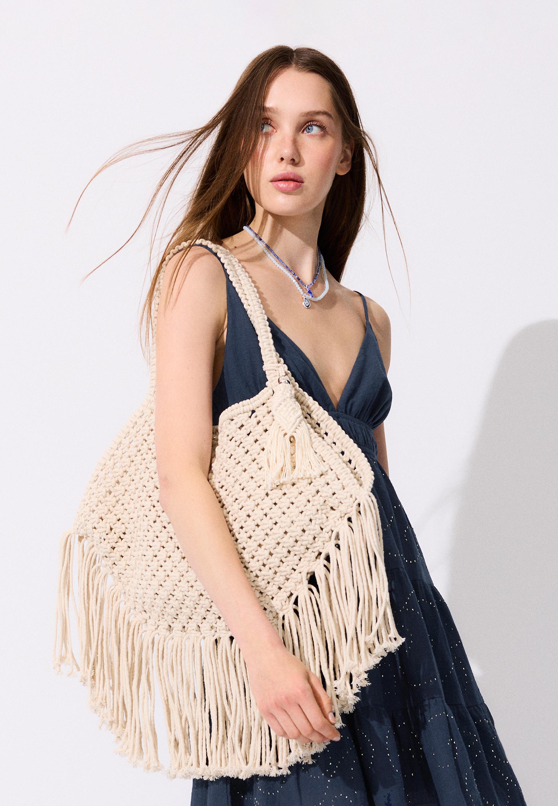 Macramé fringed shoulder bag — Ecru