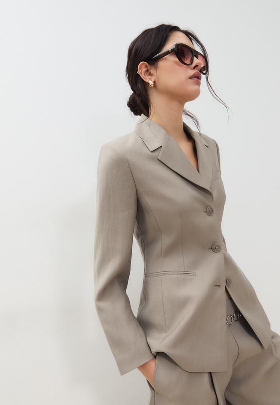 Stradivarius Fitted 3-Button Blazer Brown Xs