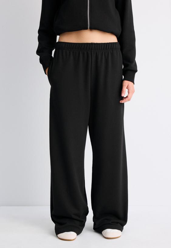 Stradivarius Bő Szárú Jogging Nadrág 0-001 Xs