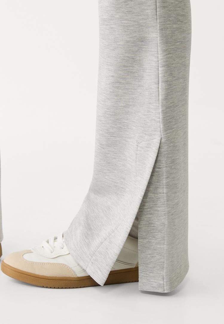 pantalon flare tacto suave