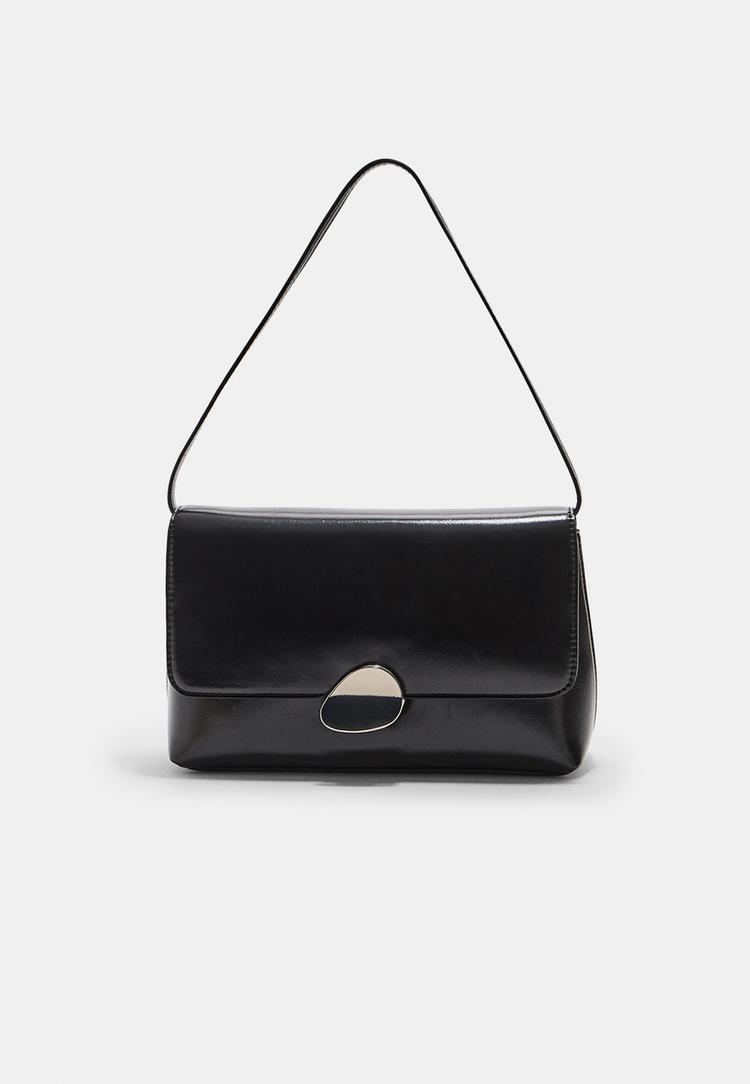 bag with asymmetric metal clasp