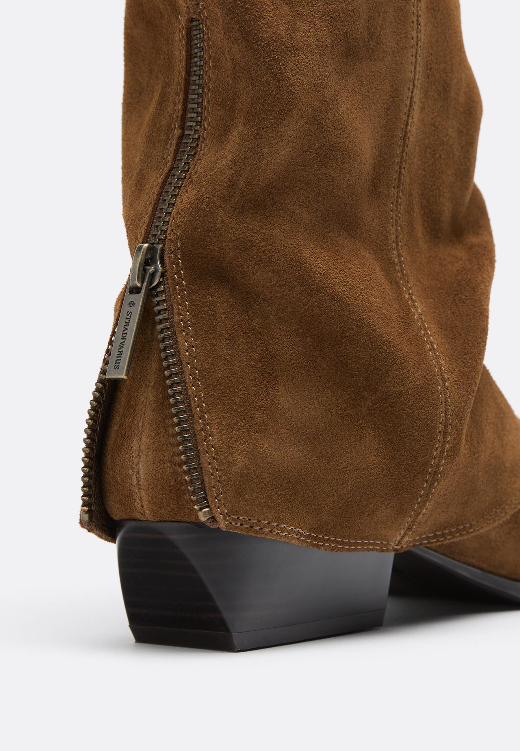 Leather slouchy cow-style mid-heel joots — TAN