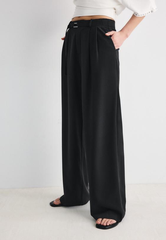 Stradivarius Pantalon Large Détail Boucle Noir 38