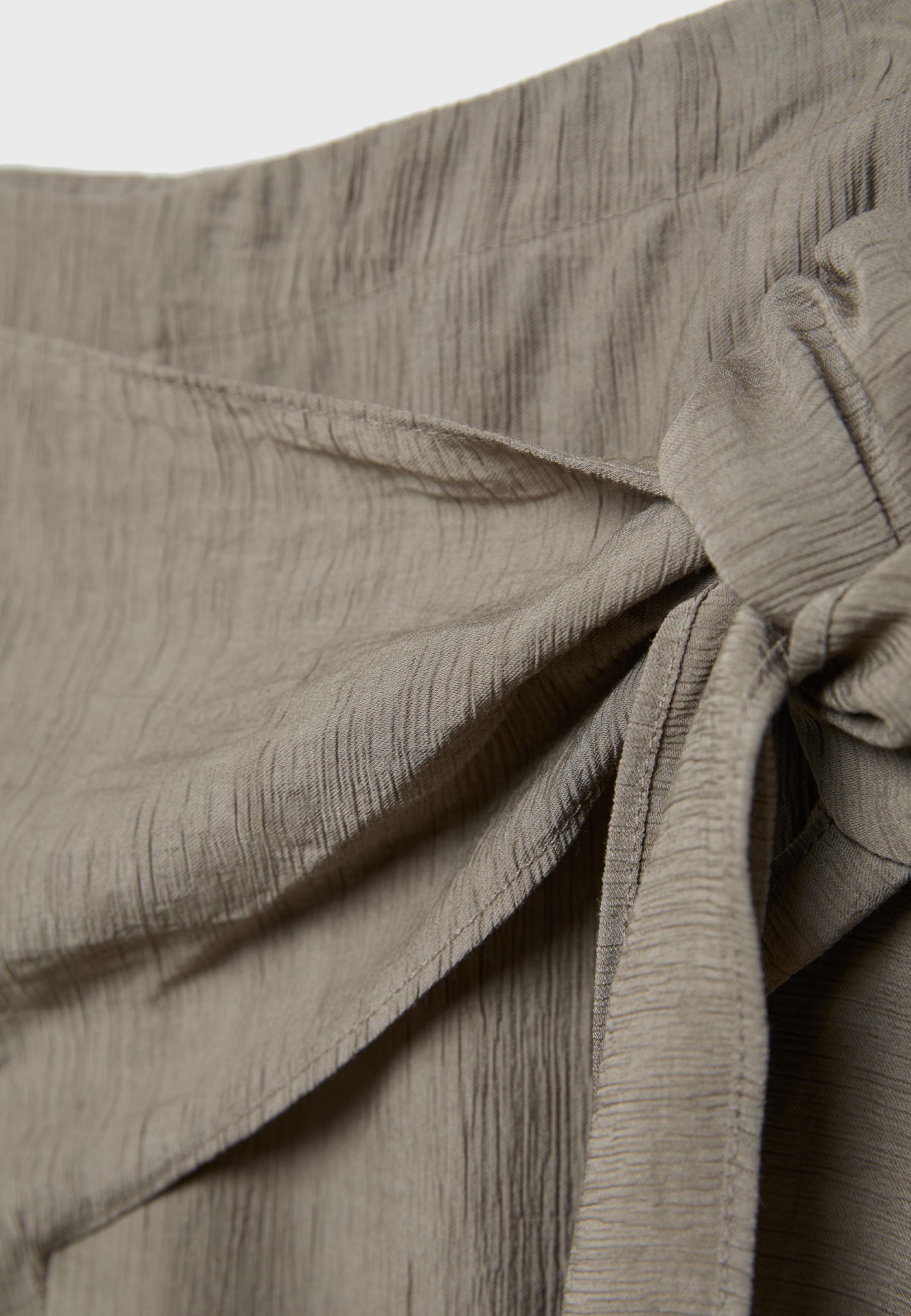 Flowing sarong trousers — Khaki