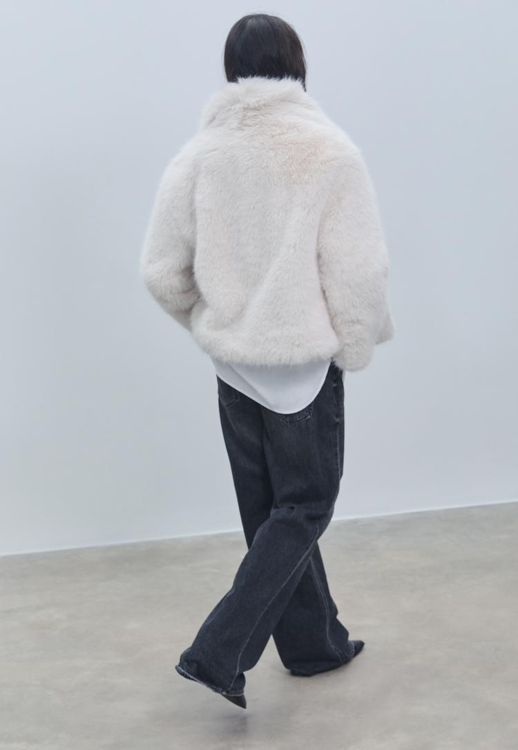 blouson court fausse fourrure