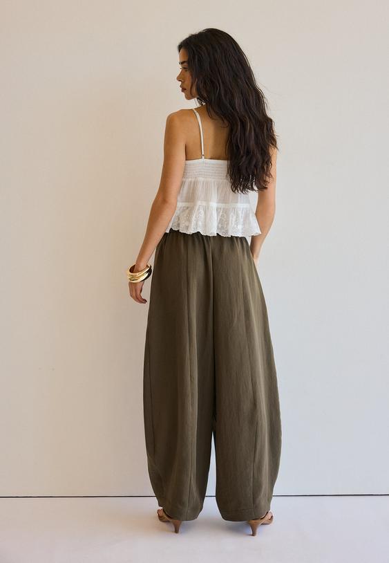 pantalon barrel tipo tencel