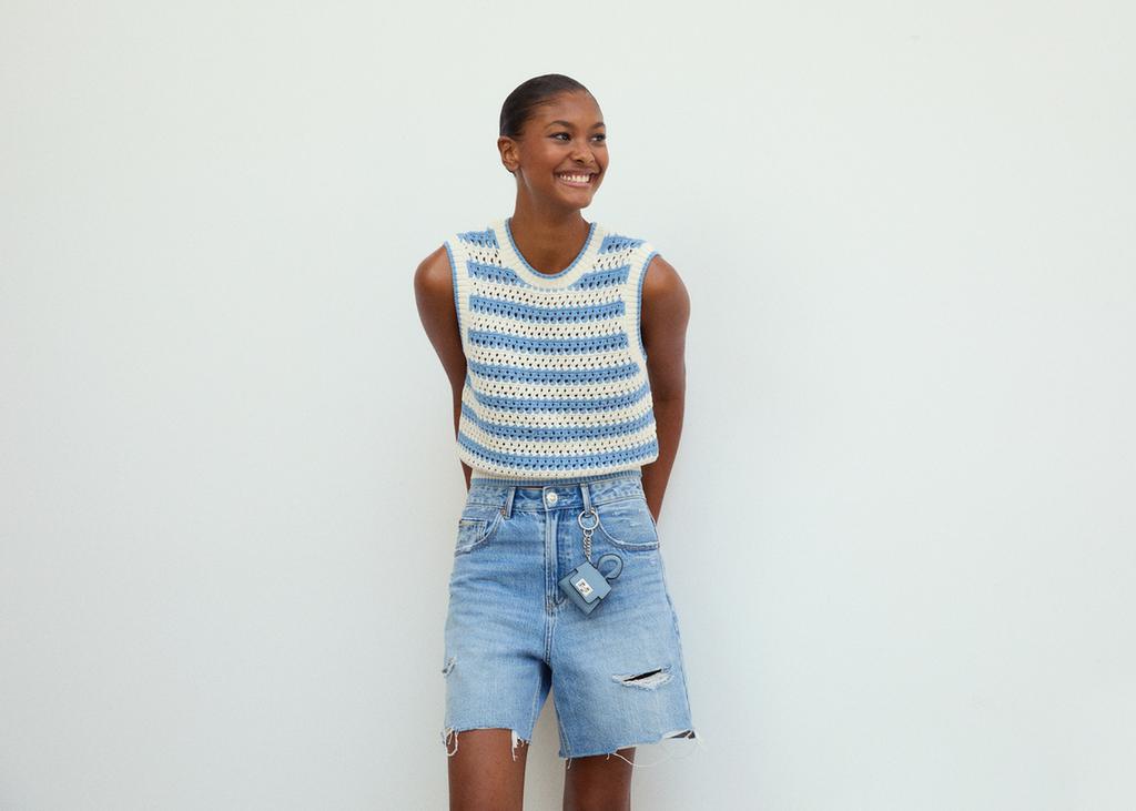 D93 Short denim longline
