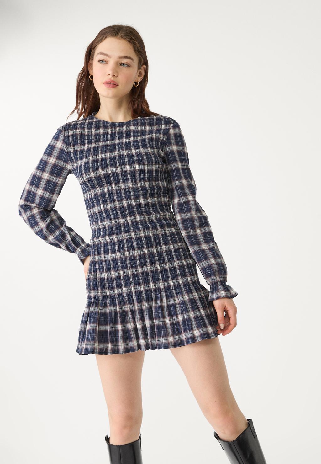 Short check dress with ruffles