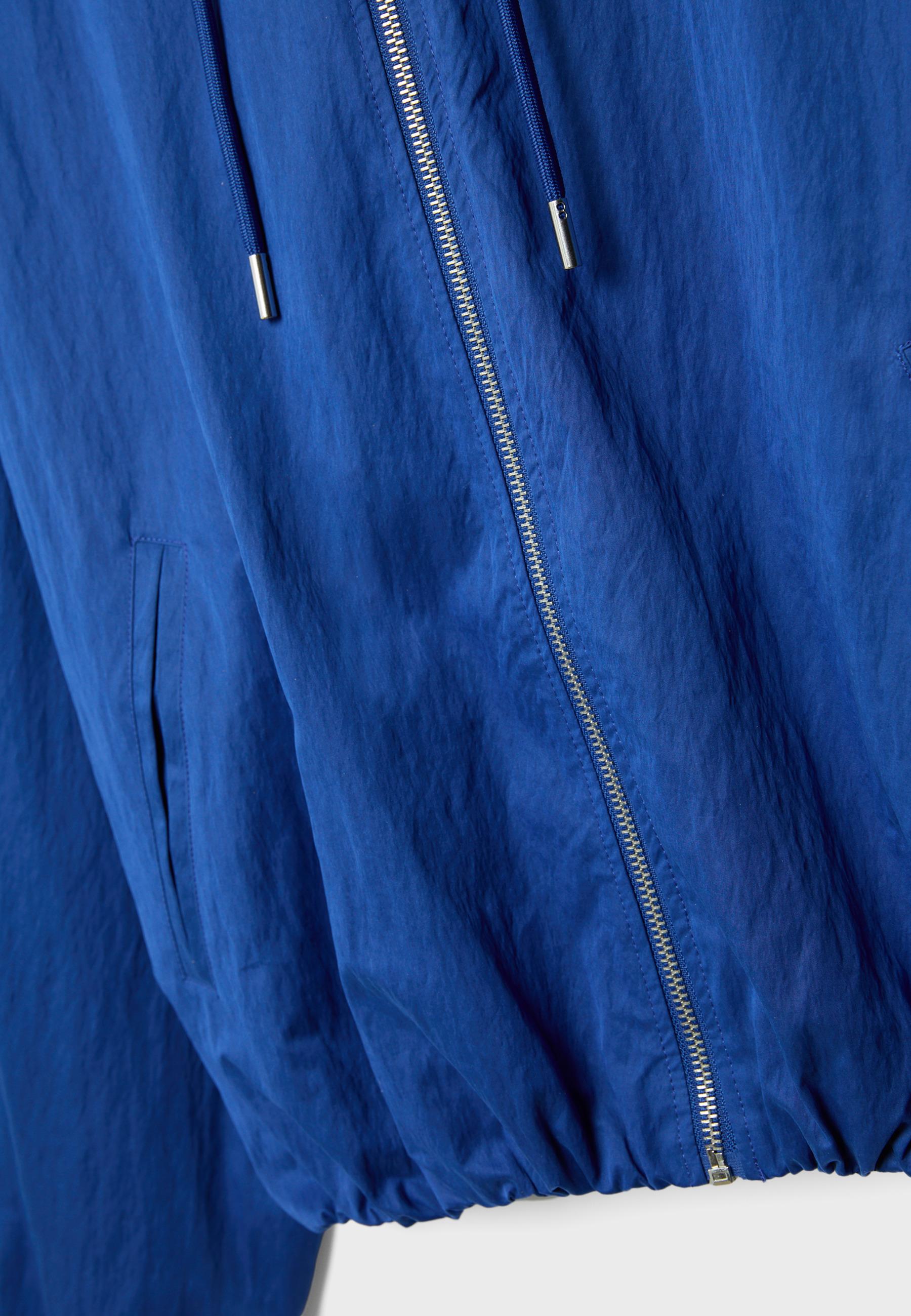 Nylon hooded jacket — Electric blue