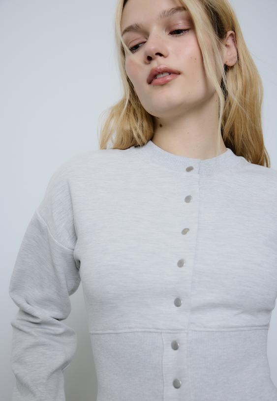 snap button sash sweatshirt