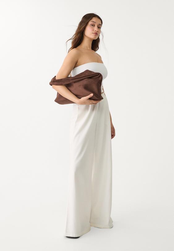 mala de ombro com efeito de camurca