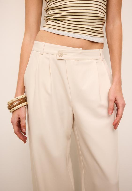 calcas de vestir casuais com cintura cruzada as riscas