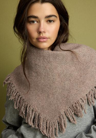 Fringed cape scarf — Beige 2