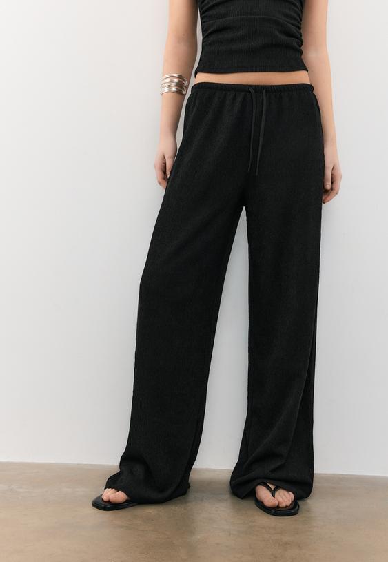 Прав Панталон С Набръчкан Ефект